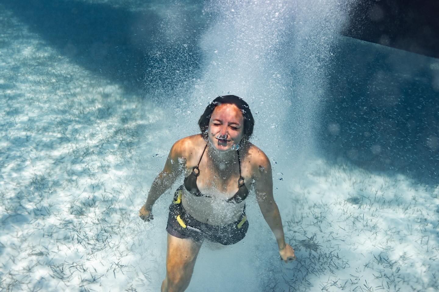 Natassja swimming underwater
